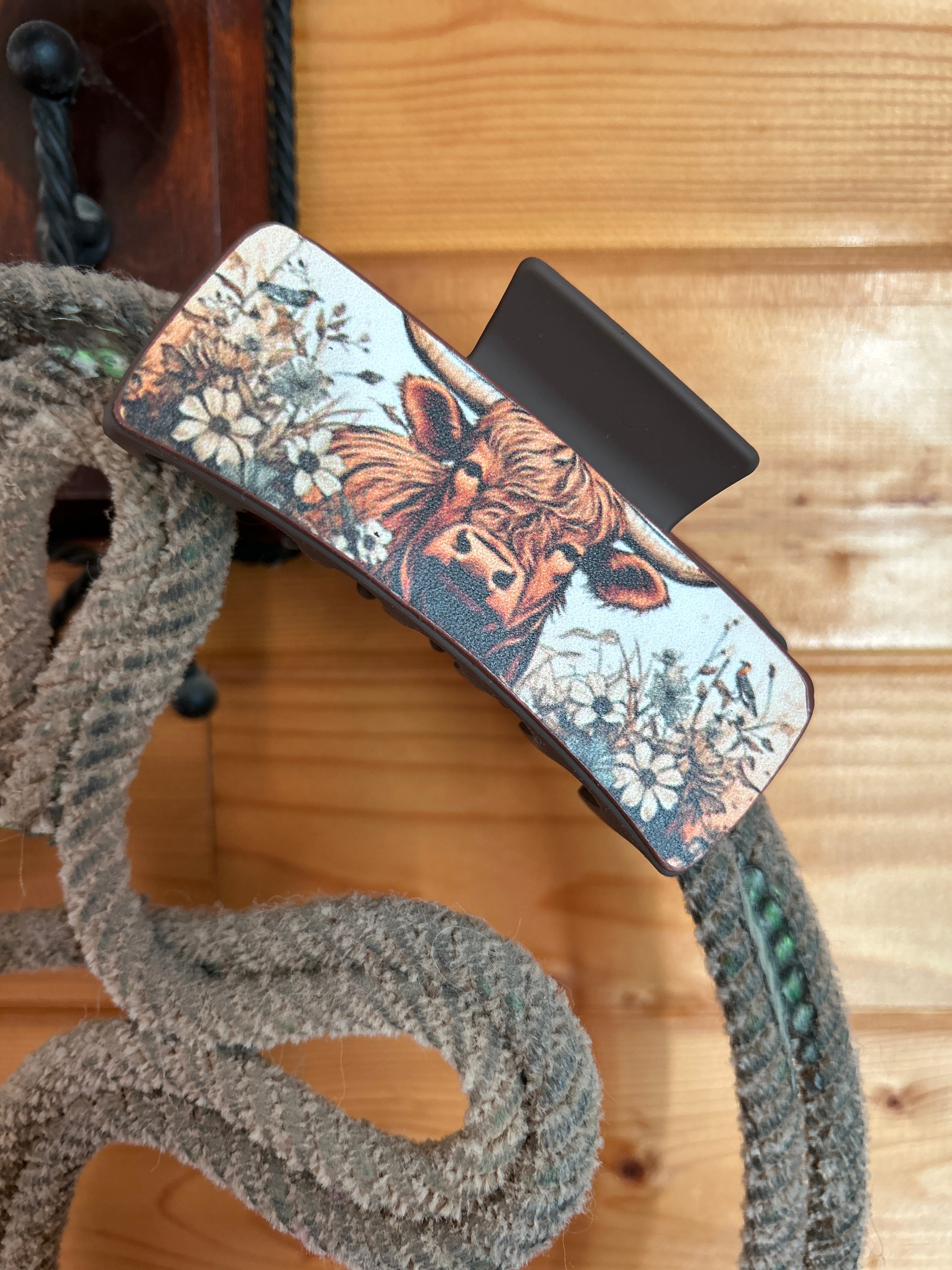 Large Hair Clip- Highland Cow w/Flowers
