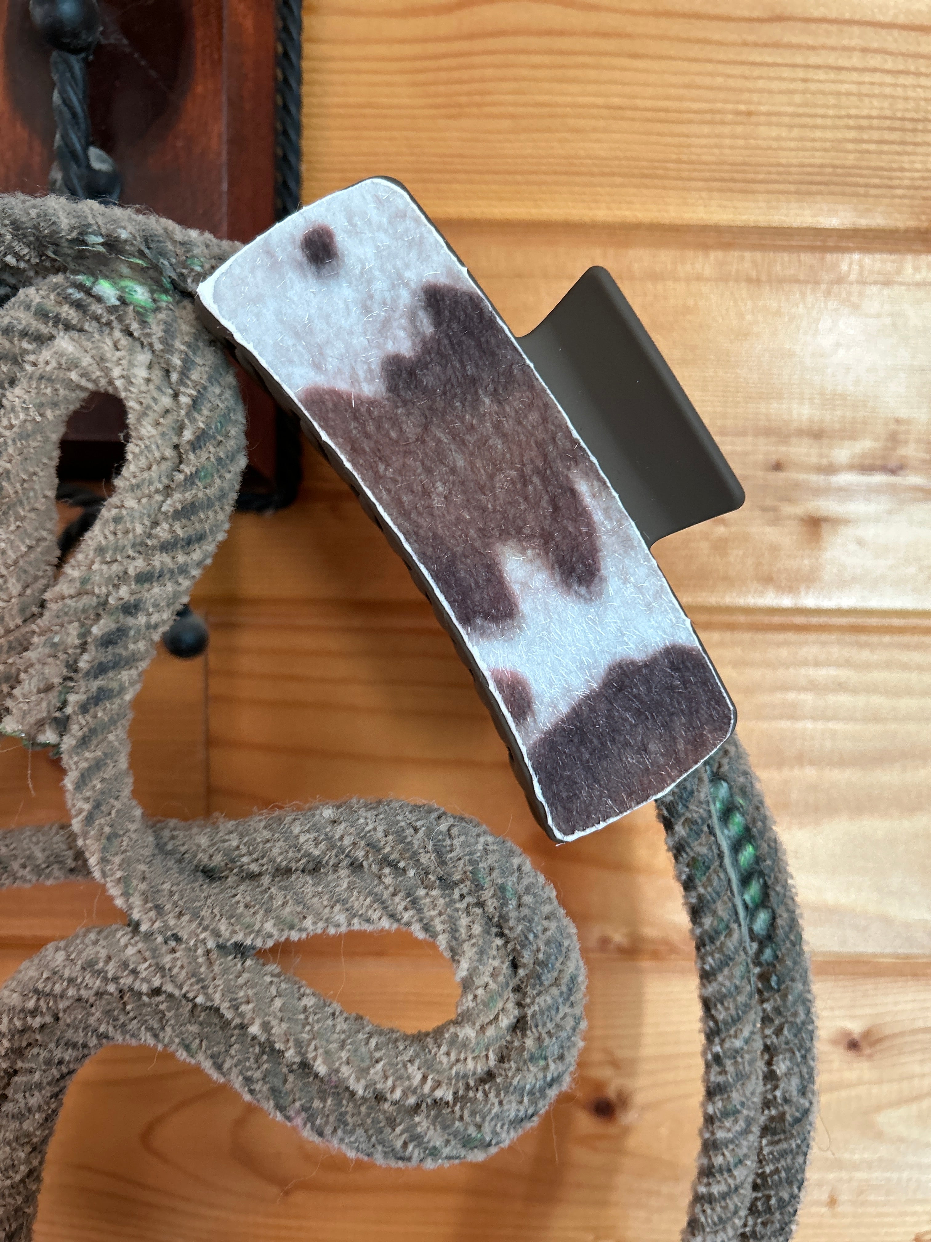 Large Hair Clip- Cow Hide